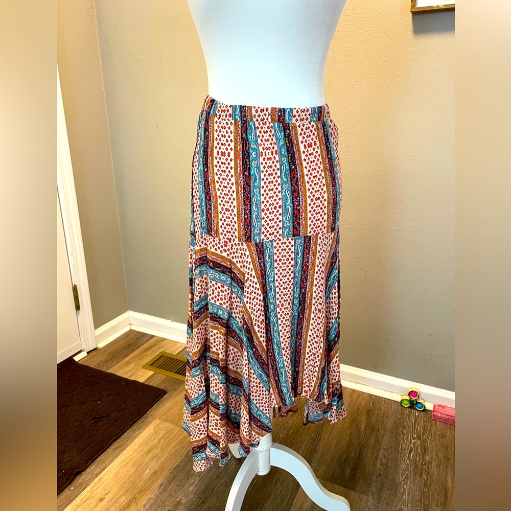Patterned high/low midi skirt